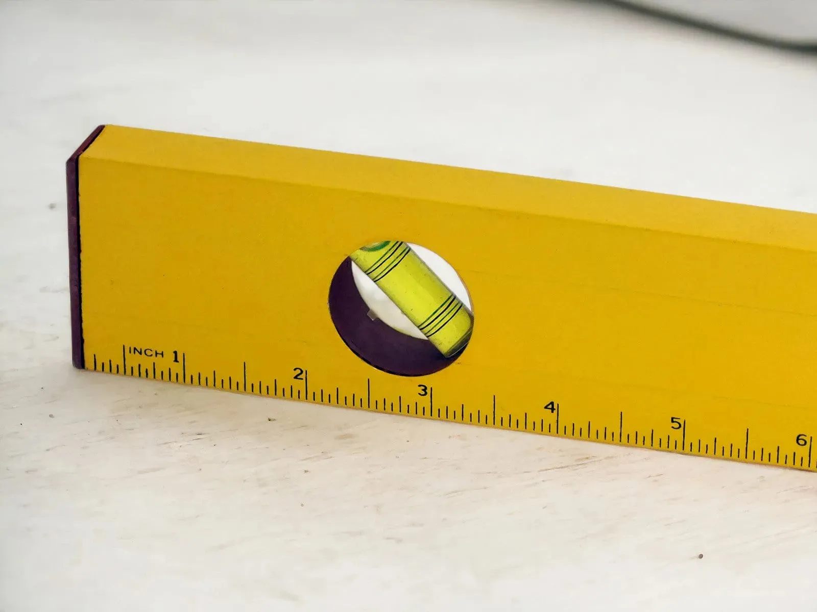 600mm Magnetic 3 Vial Aluminium Spirit Level