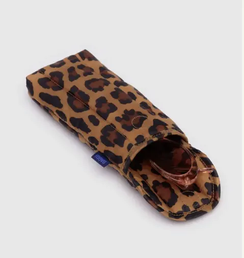 Baggu Puffy Glasses Sleeve