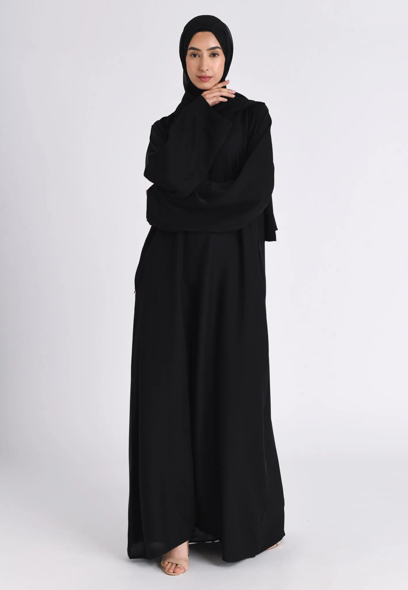 Black Textured Abaya With Zip Pockets