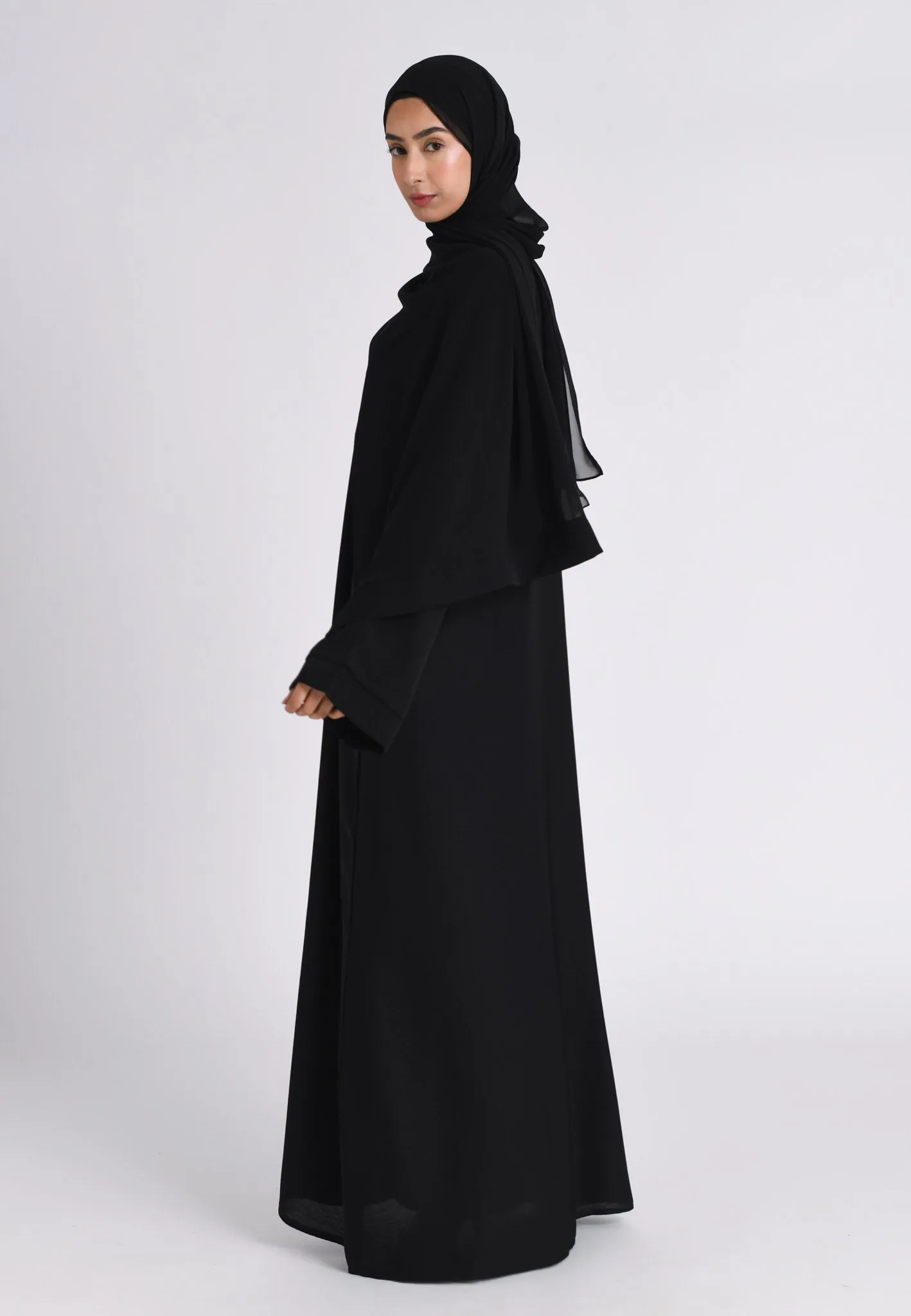 Black Textured Abaya With Zip Pockets