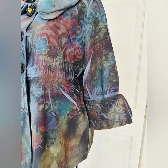B.L.E.U. ~ Women’s lightweight 3/4 sleeve cruelty-free suede-like jacket size MP