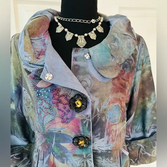 B.L.E.U. ~ Women’s lightweight 3/4 sleeve cruelty-free suede-like jacket size MP