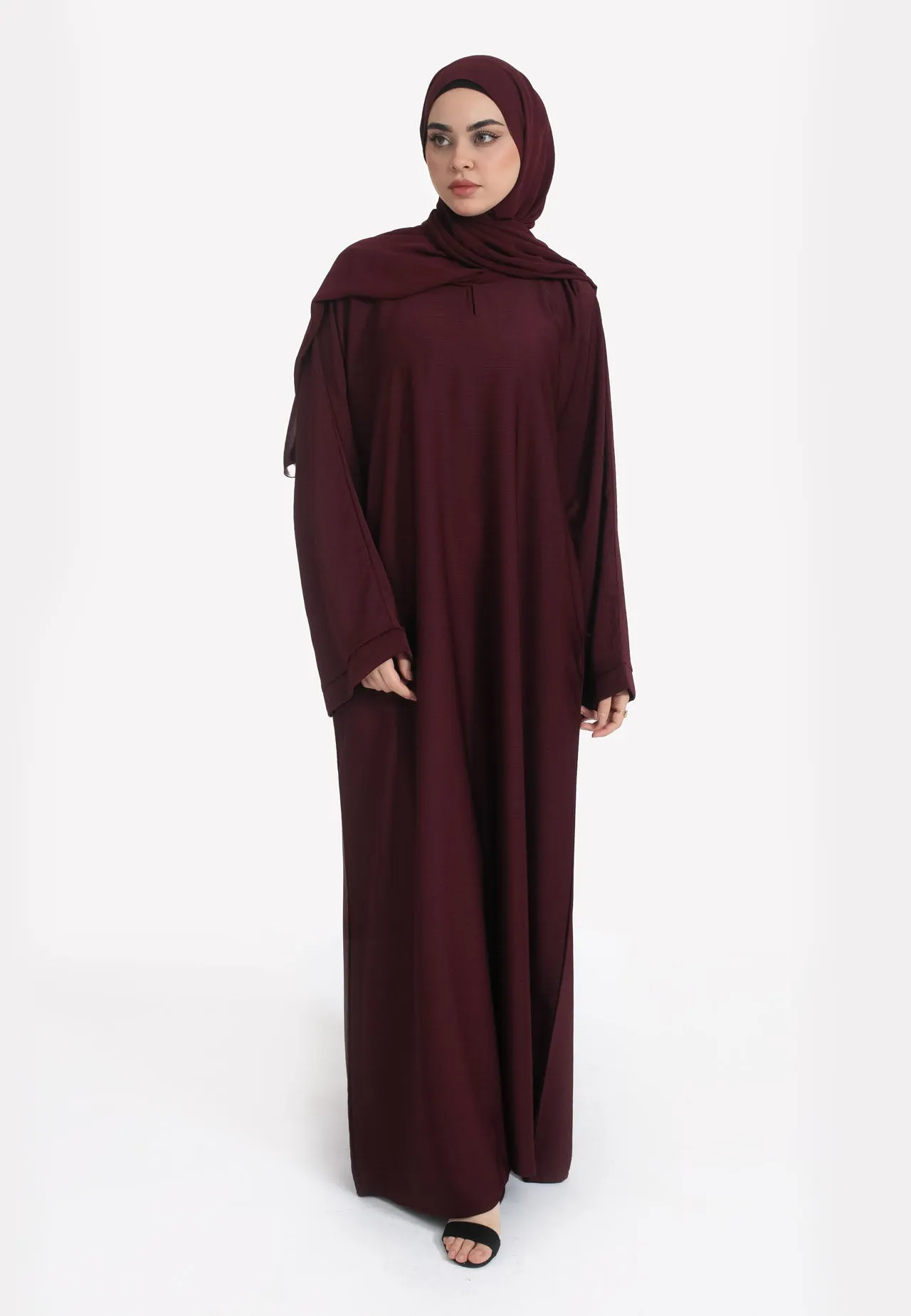 Burgundy Textured Abaya With Zip Pockets