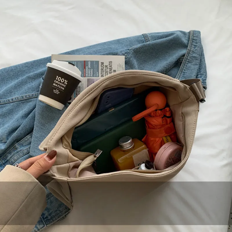 Casual Large Capacity Flap Shoulder Bag, Simple Solid Color Crossbody Bag, Perfect Messenger Bag For Daily Commuting