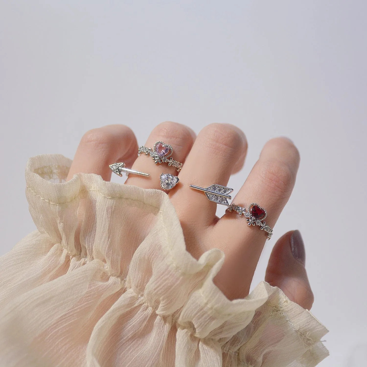 Chic CZ Inlaid Crystal Heart Arrow Of Love Double Ring Floral Ring Set
