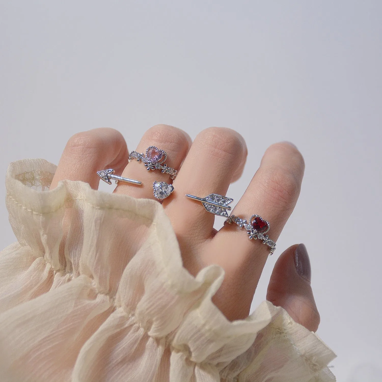 Chic CZ Inlaid Crystal Heart Arrow Of Love Double Ring Floral Ring Set