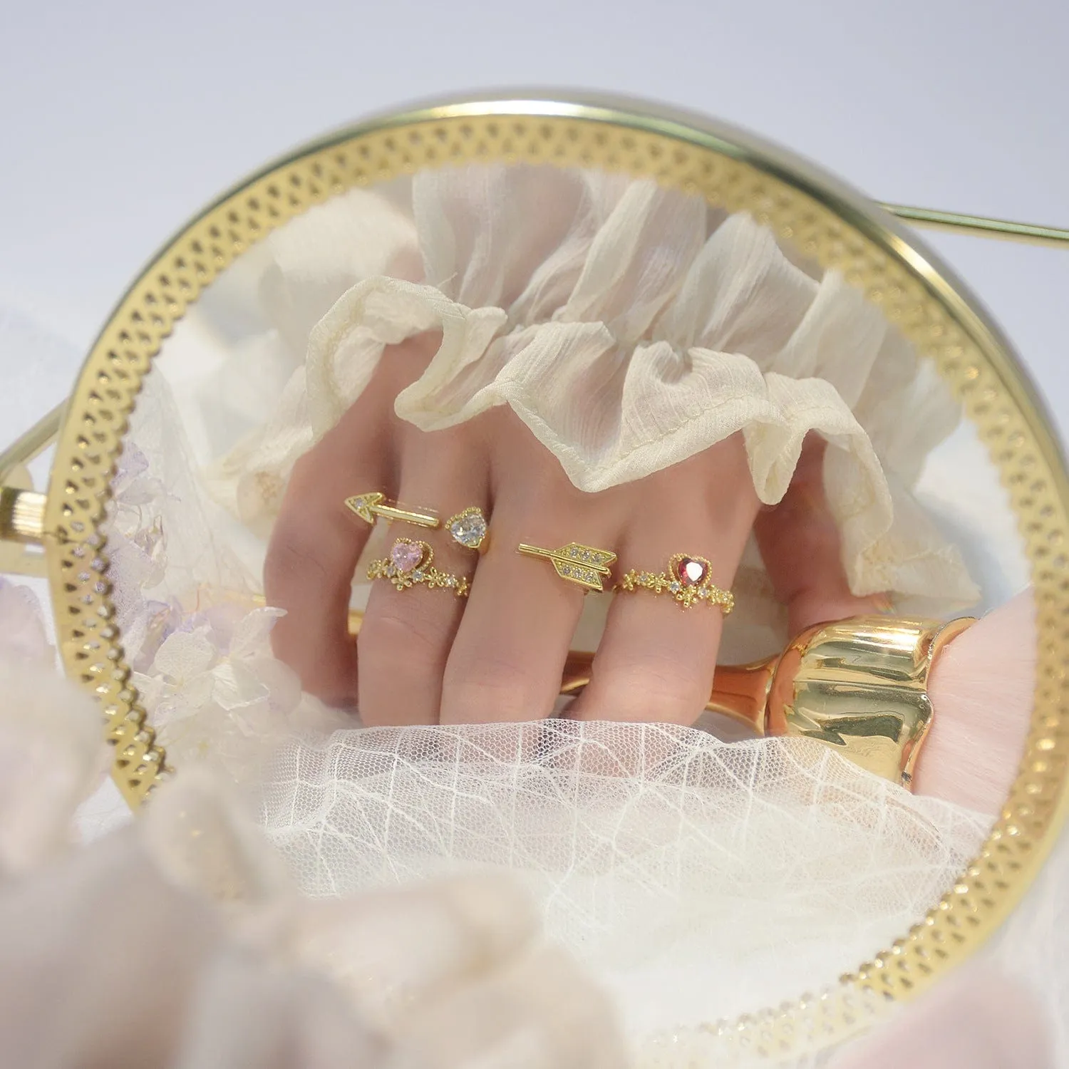Chic CZ Inlaid Crystal Heart Arrow Of Love Double Ring Floral Ring Set
