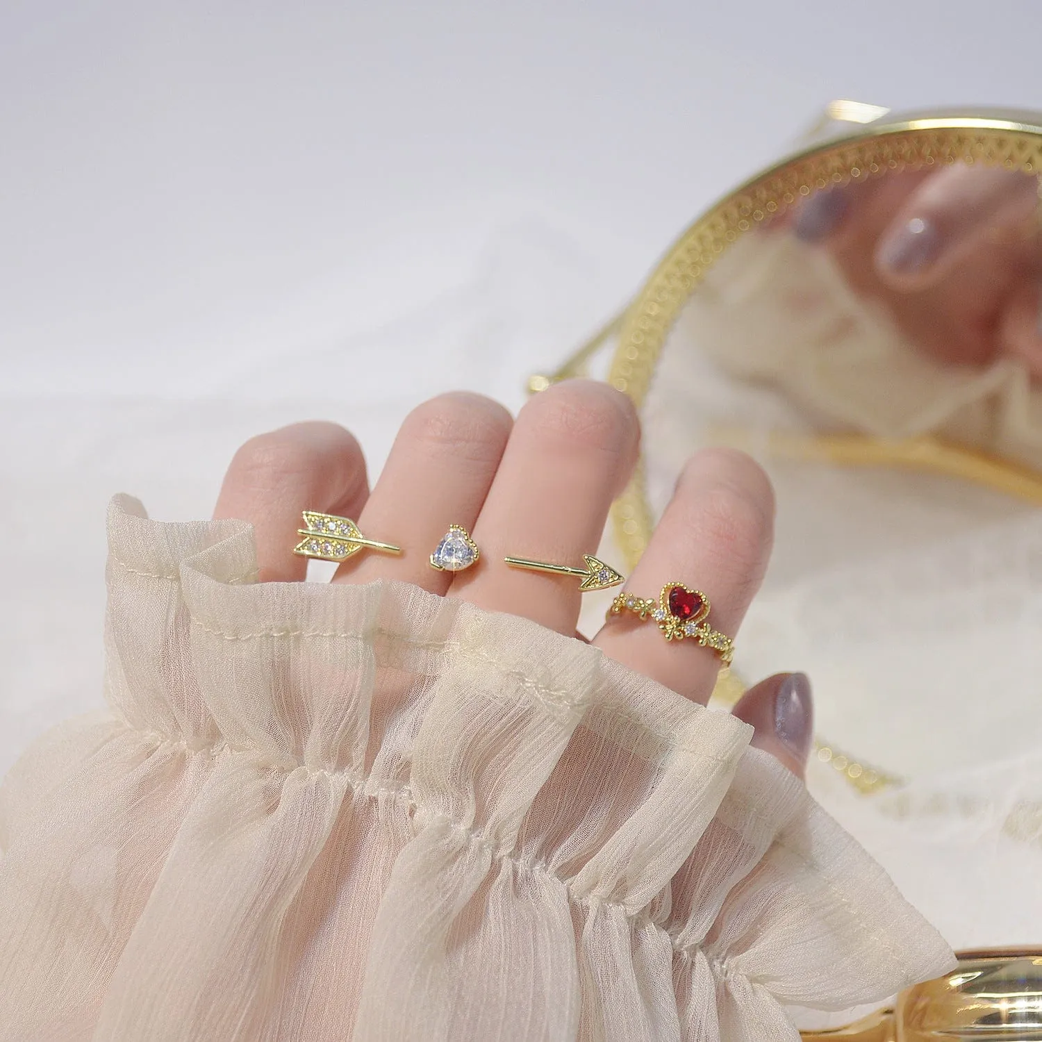 Chic CZ Inlaid Crystal Heart Arrow Of Love Double Ring Floral Ring Set
