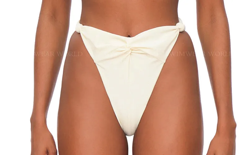 Gada Bikini