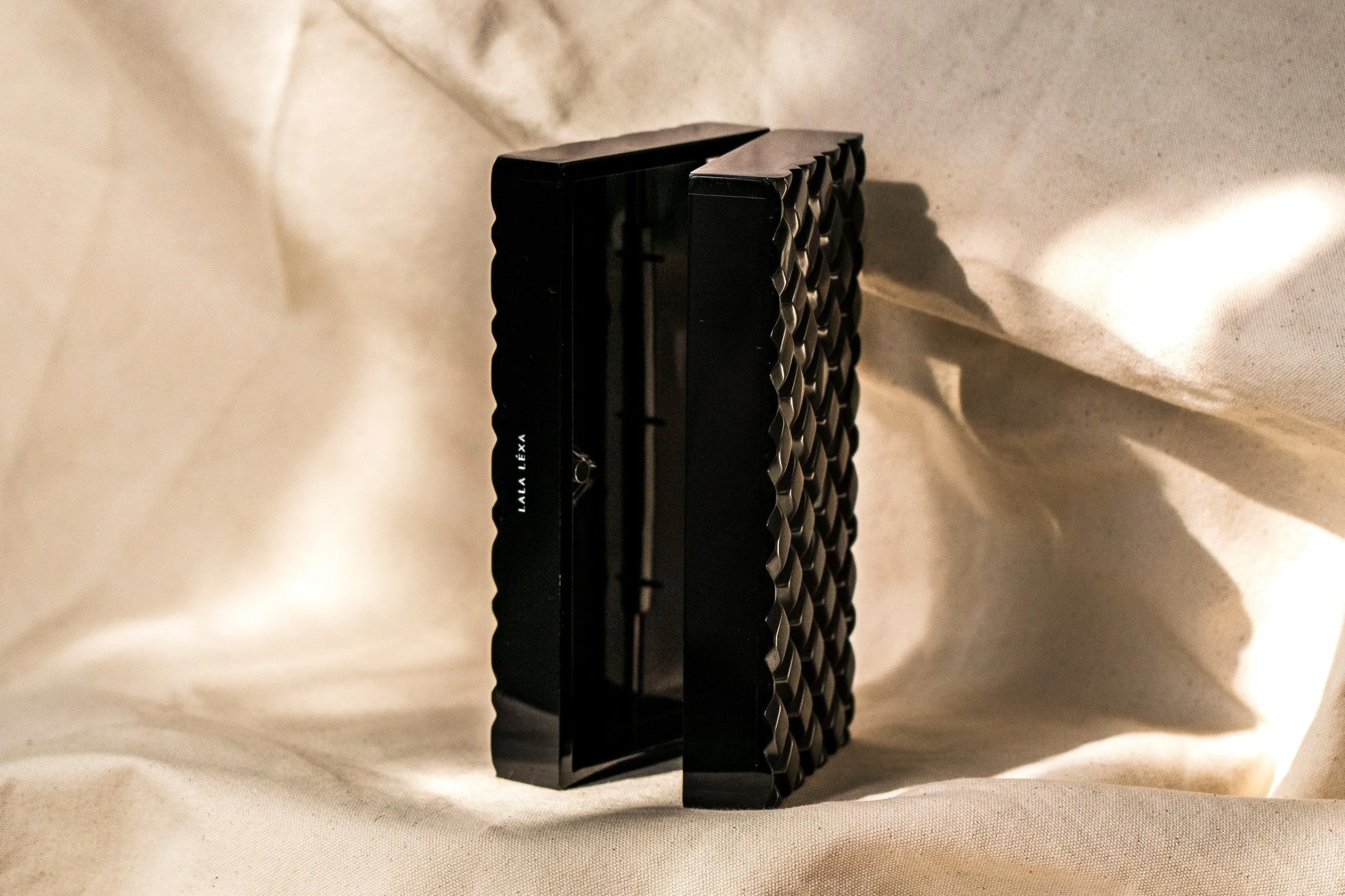 Gemma Clutch - Onyx