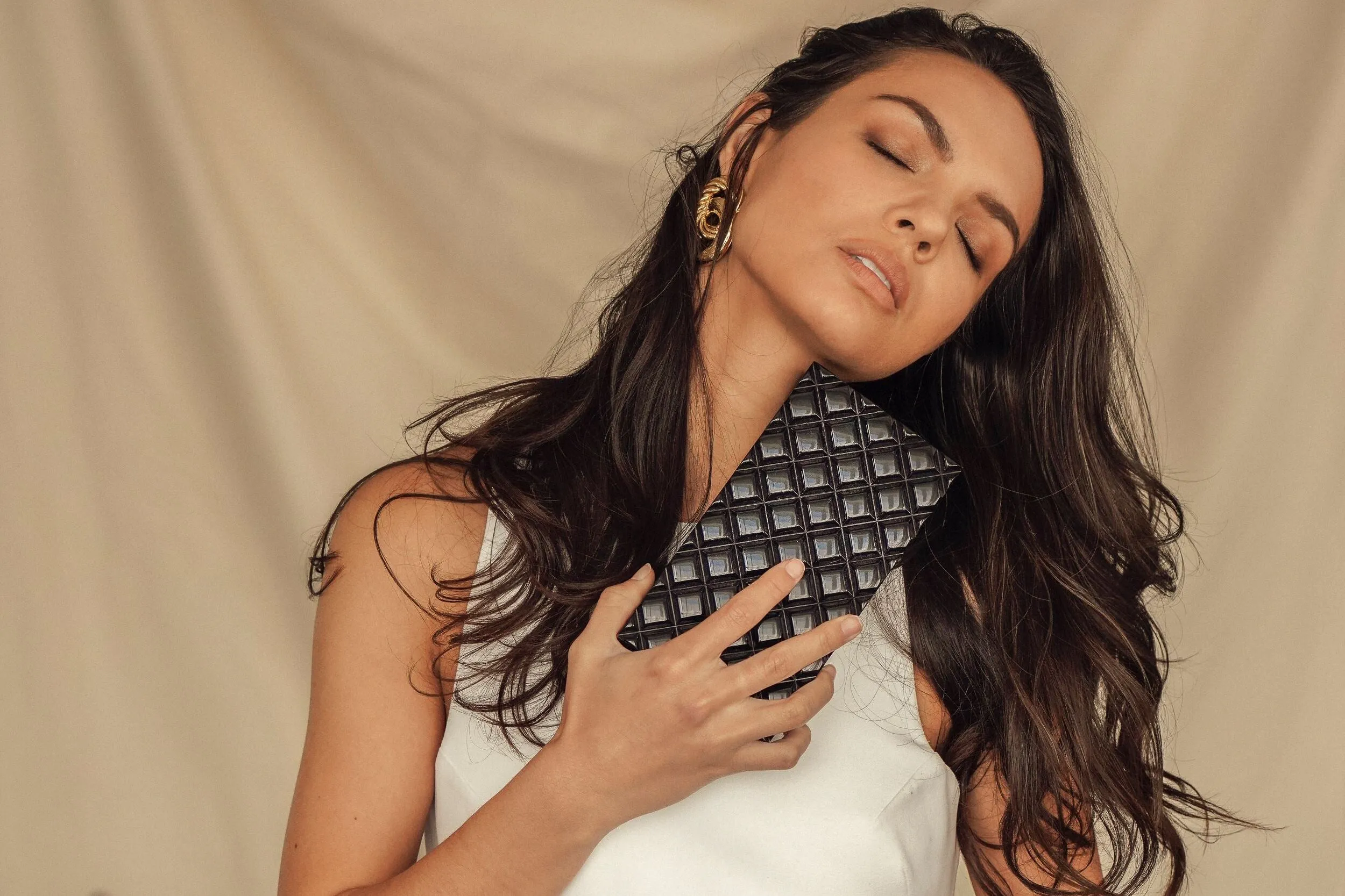 Gemma Clutch - Onyx