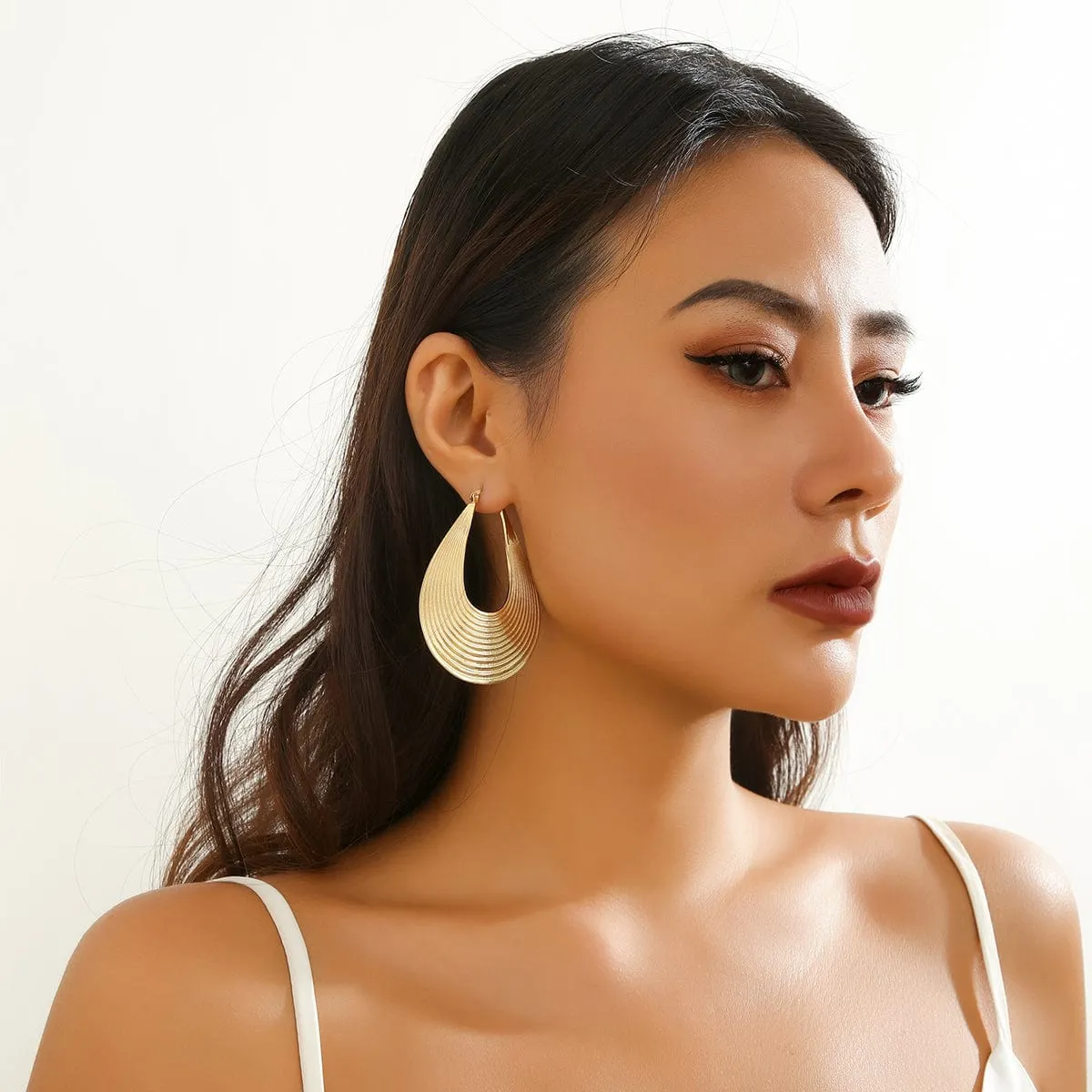 Geometric Abstract Pattern Dangle Earrings