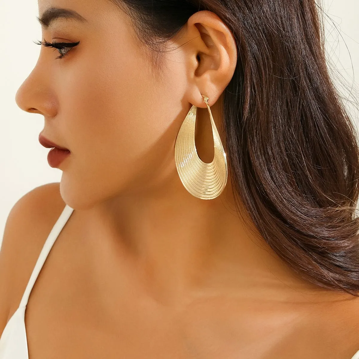 Geometric Abstract Pattern Dangle Earrings