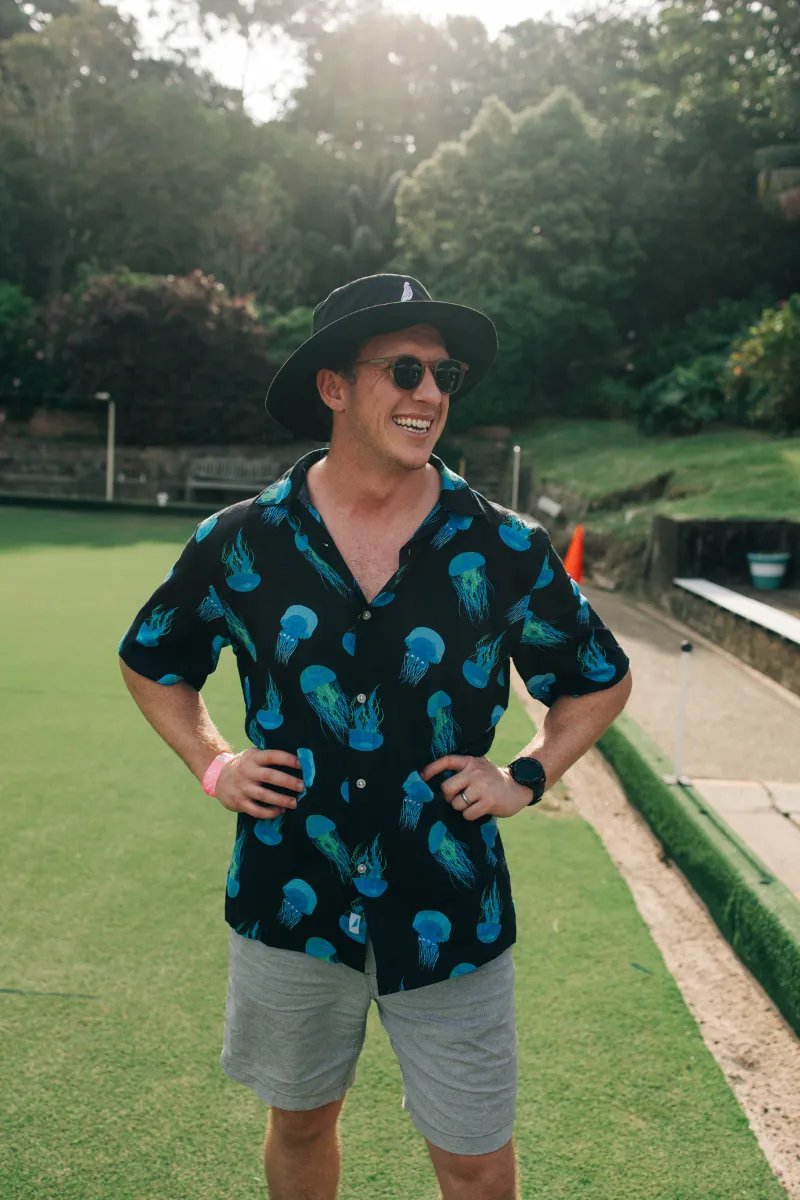 Hawaiian Party Shirt in Box Jelly Fish