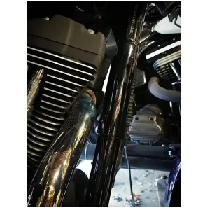 Invisivin Magnetic Vin Sticker Cover 1999-2005 Dyna Stepped from frame