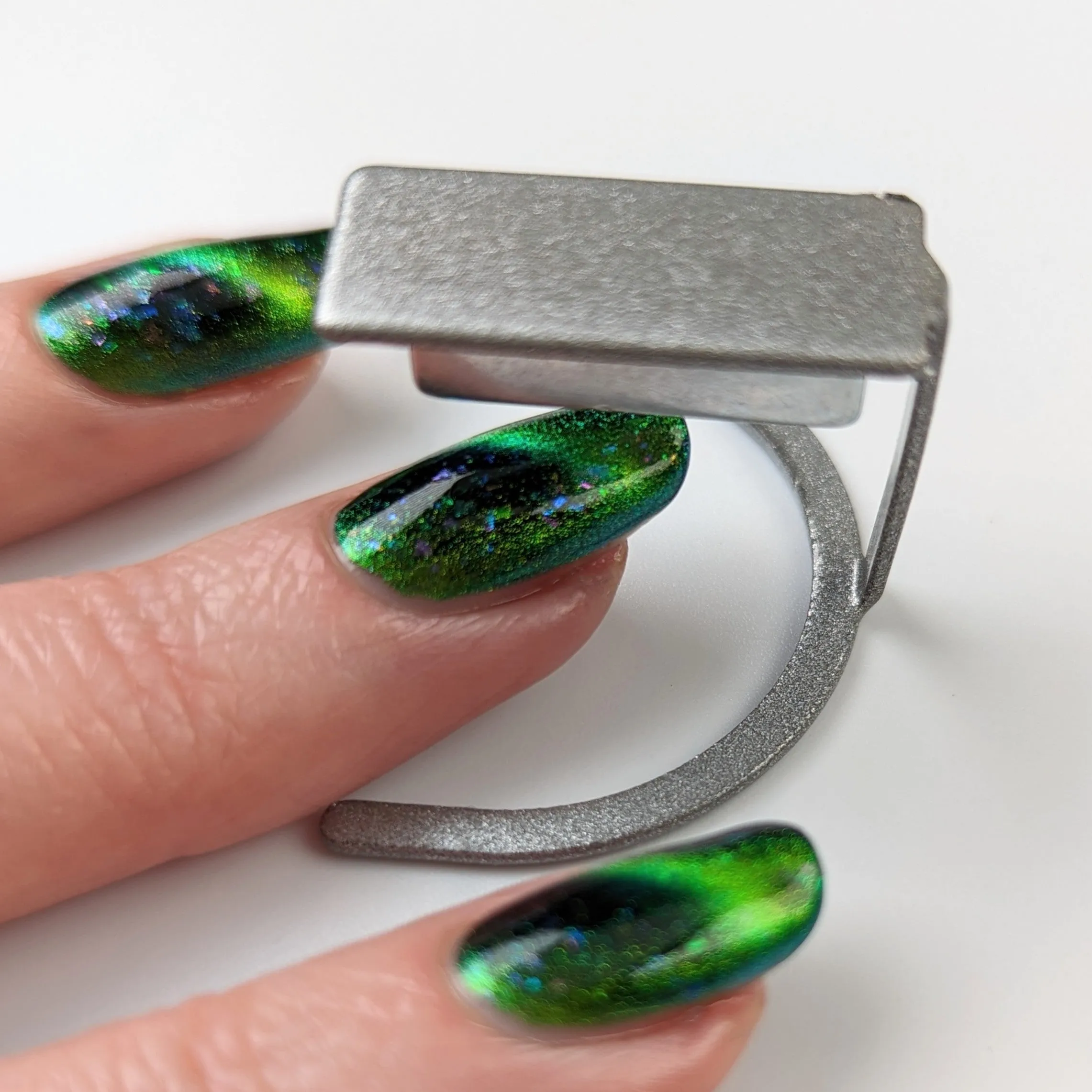 KBShimmer Magnet Stand   Magnet