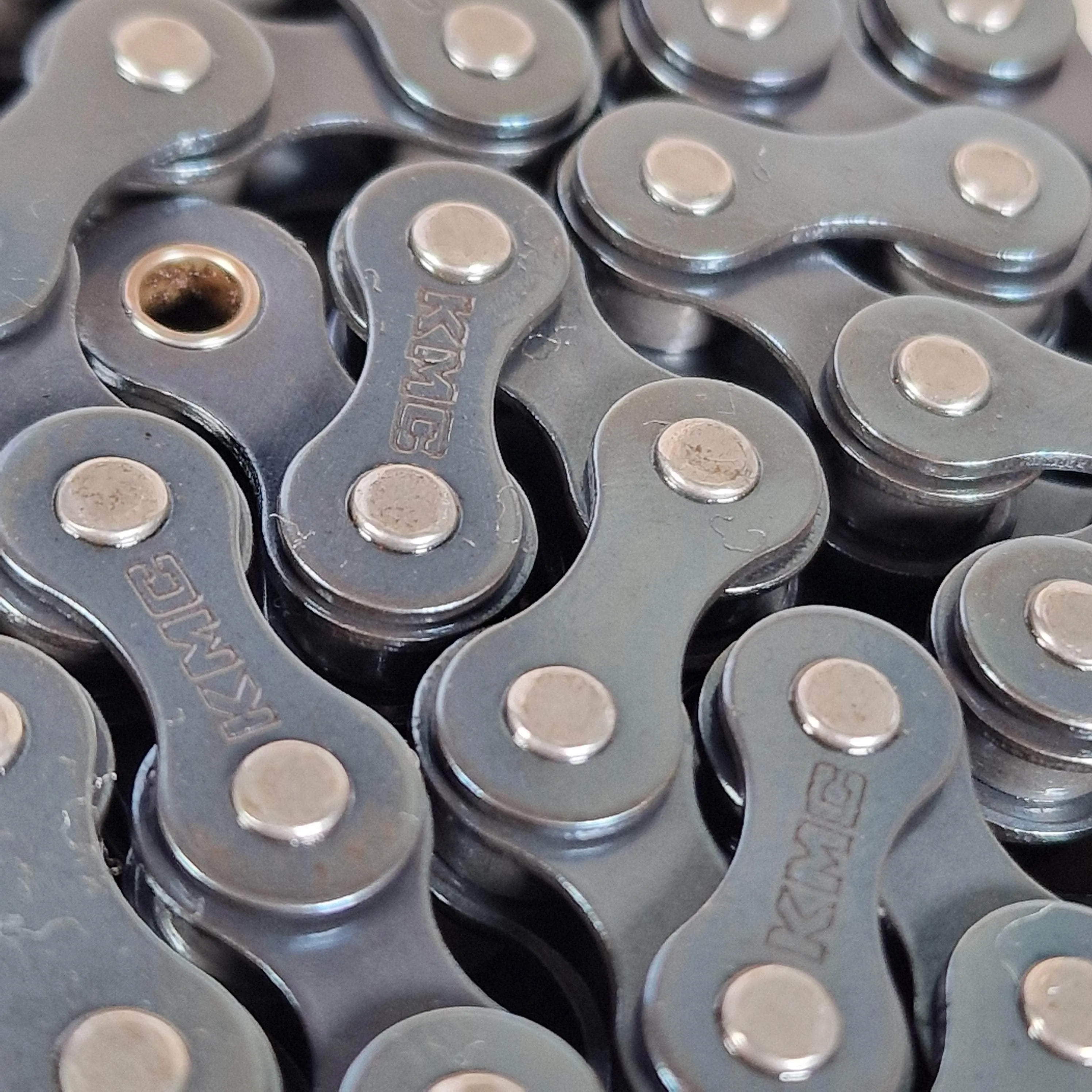 KMC B1 Wide 1/8" Chain