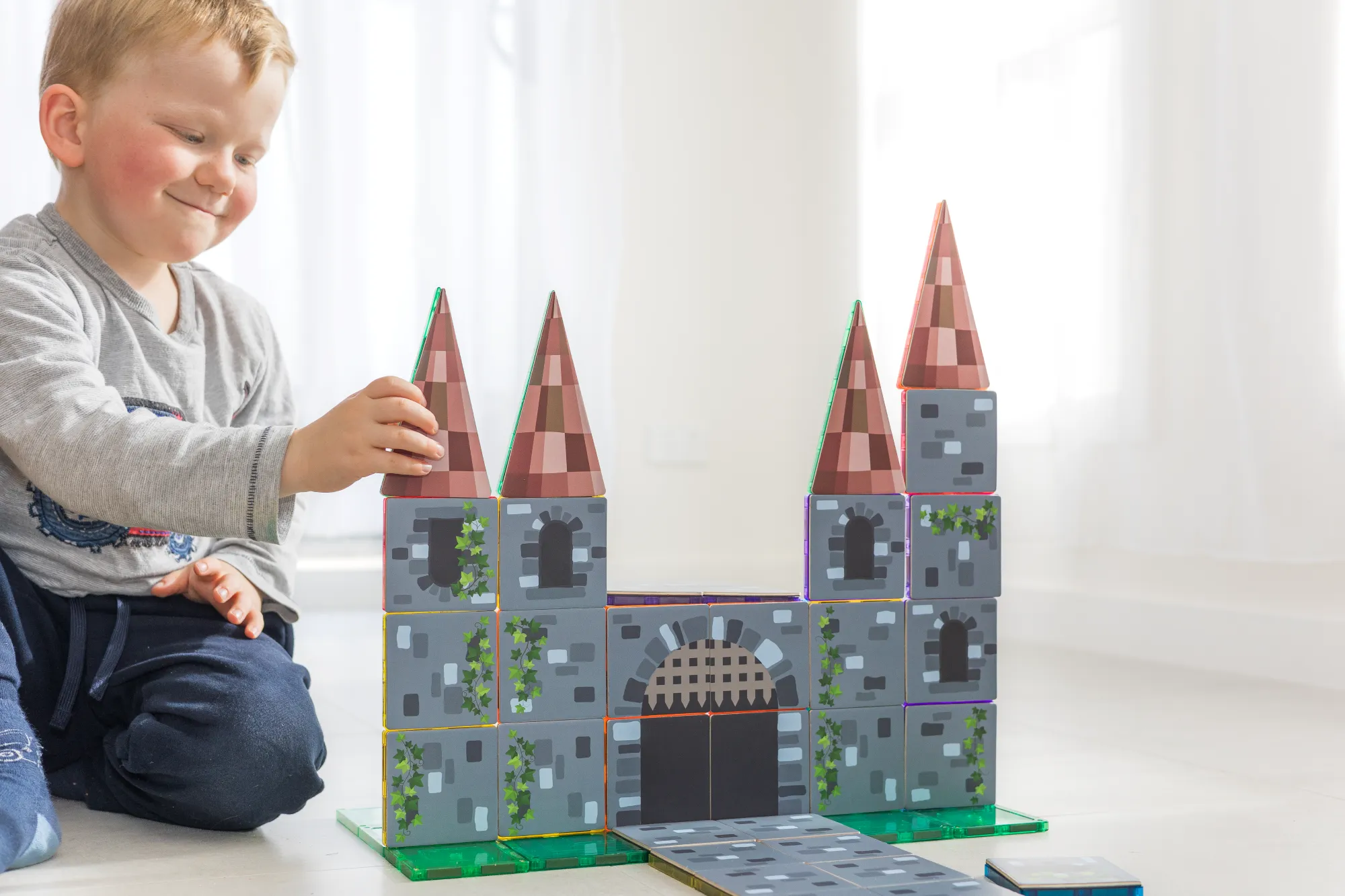 Learn & Grow Toys - Magnetic Tile Topper - Castle Pack