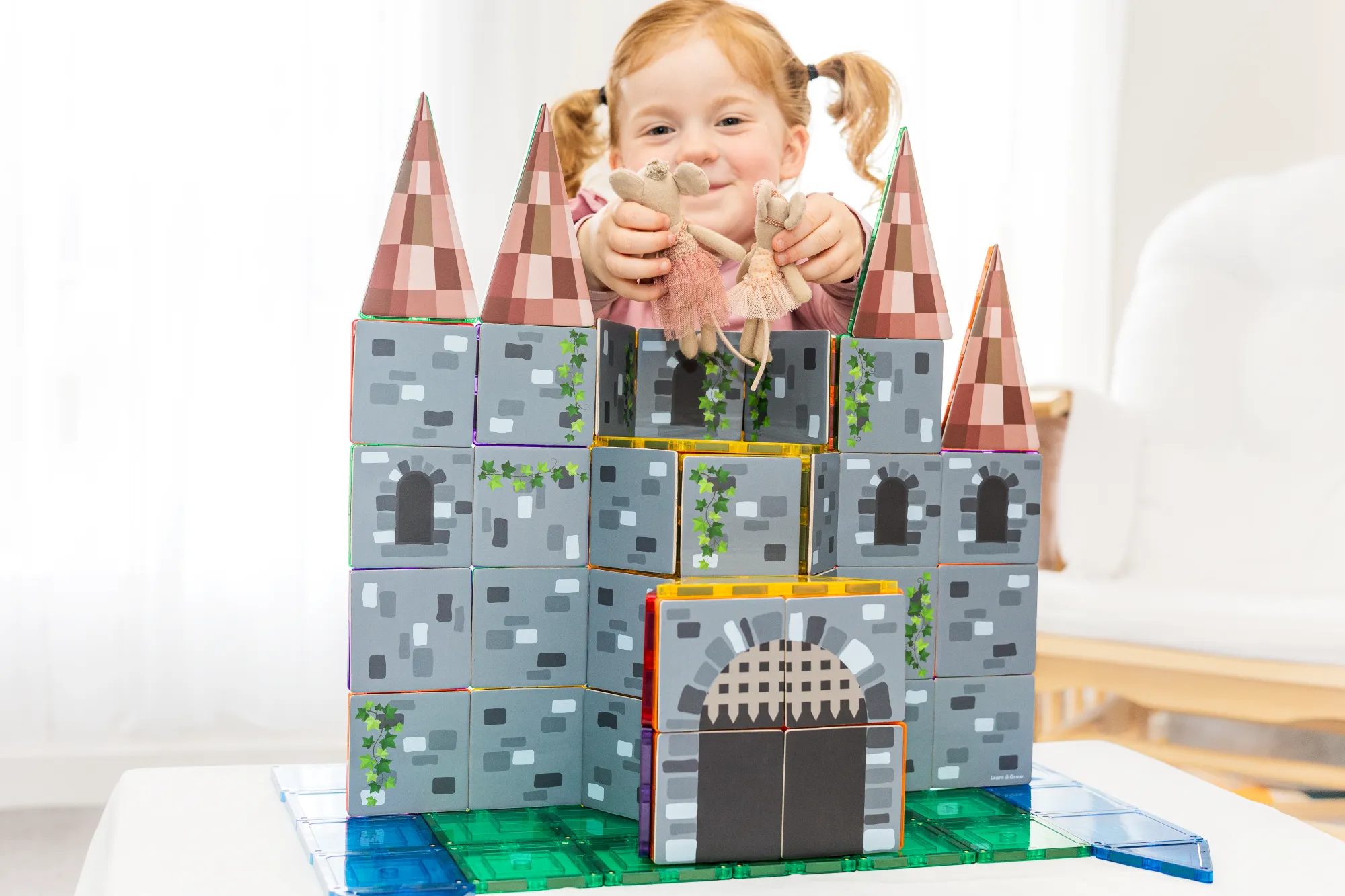 Learn & Grow Toys - Magnetic Tile Topper - Castle Pack