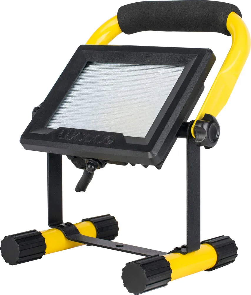 Luceco LSLPW161V Site 110V Portable Work Light 1800lm 22W   16A Plug