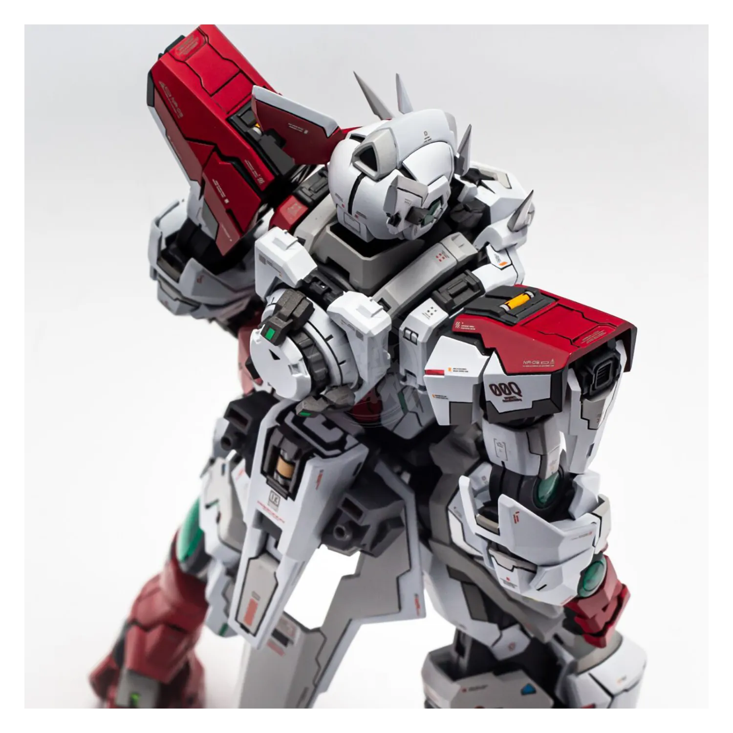 MG 00 Qan[T] "Space Knight" Resin Conversion Kit
