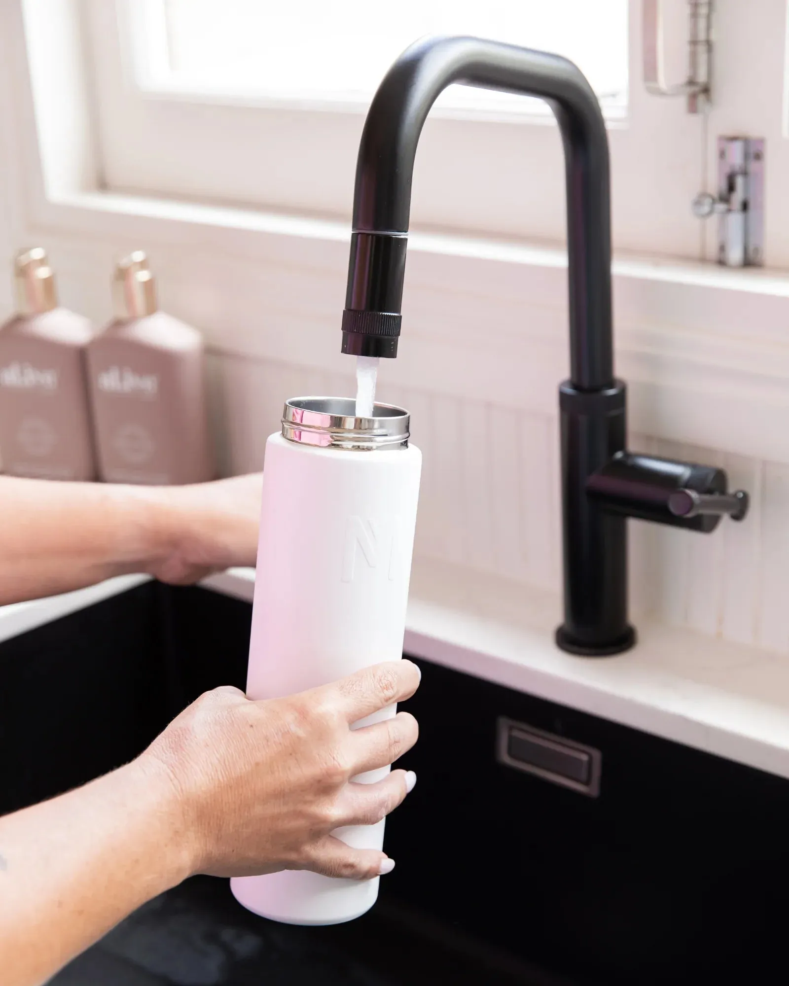 MontiiCo Fusion Sipper Lid Drink Bottle | Blizzard - 700ml
