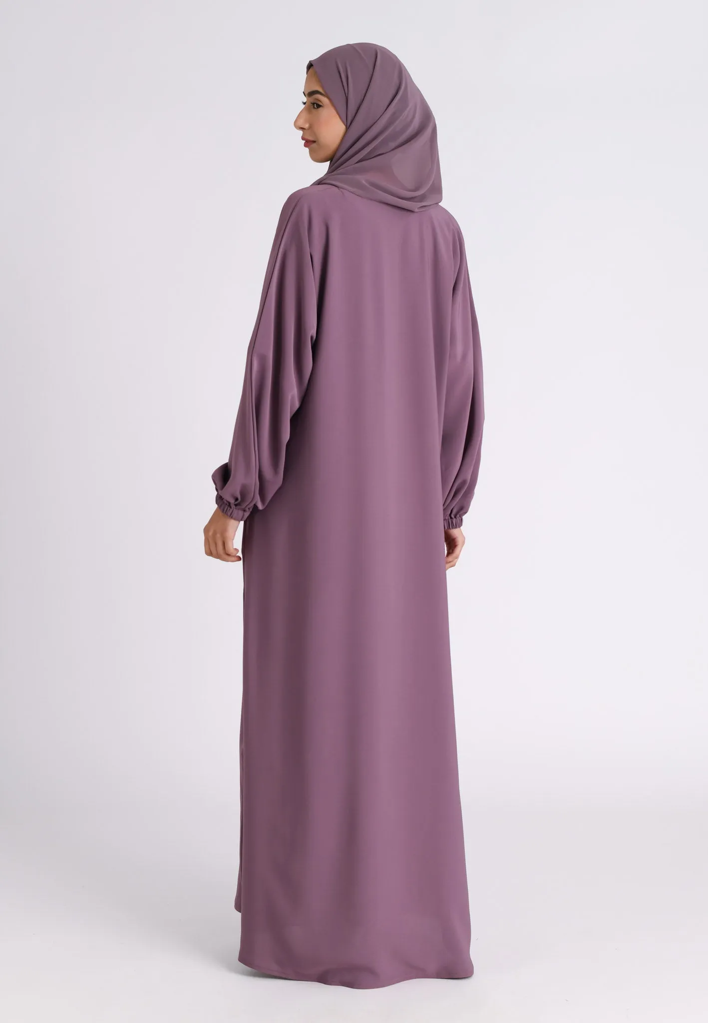 Mulberry Closed Abaya with Zip Pockets & Cuff Sleeves (Premium)