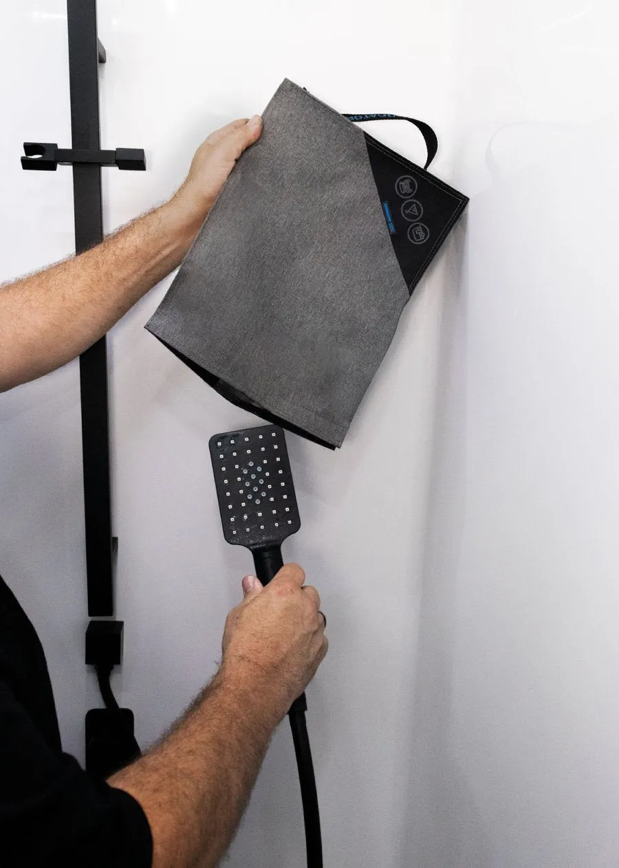 Navigator - Trailer Plug & Shower Head Buddy