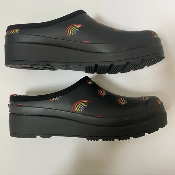 NEW HUNTER Play Mini Rainbow 🌈 Print Clog Size 8