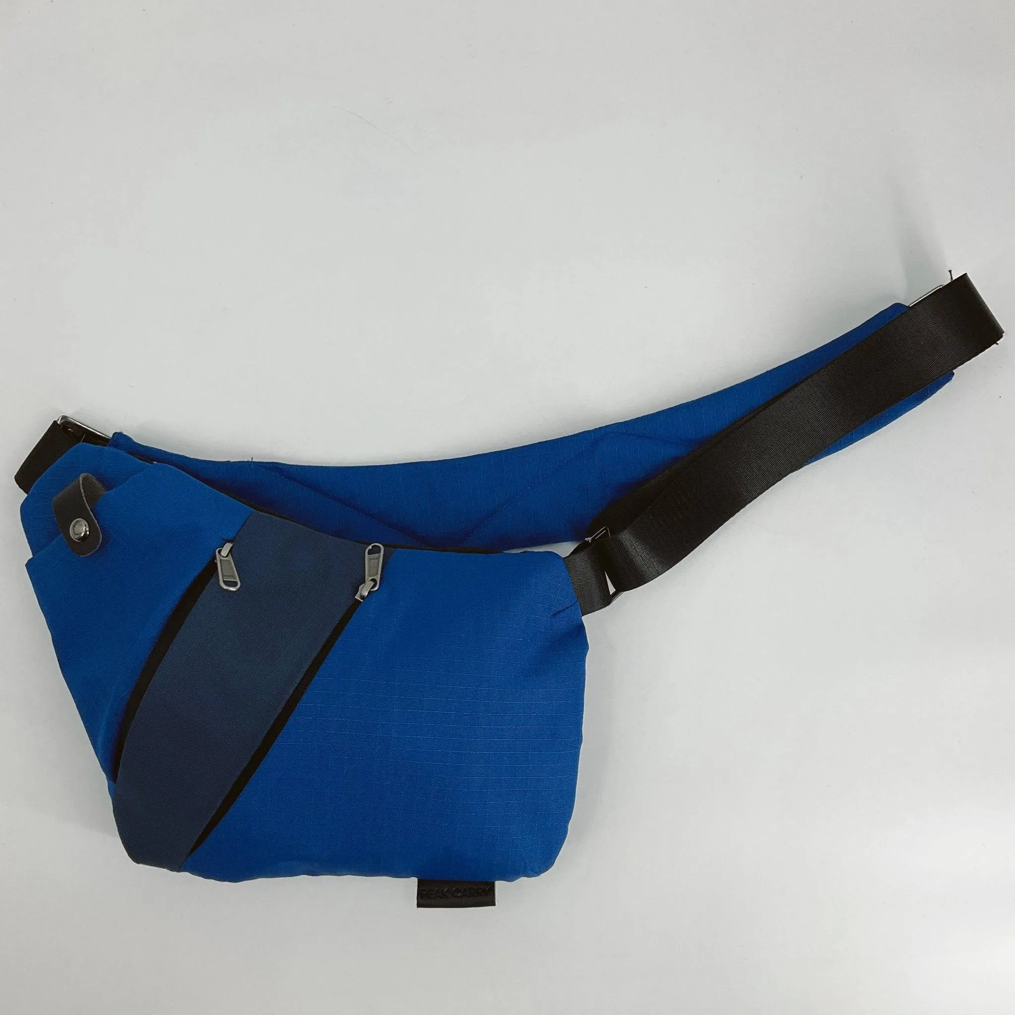 Peak Carry Blue/black Crossbody Bag