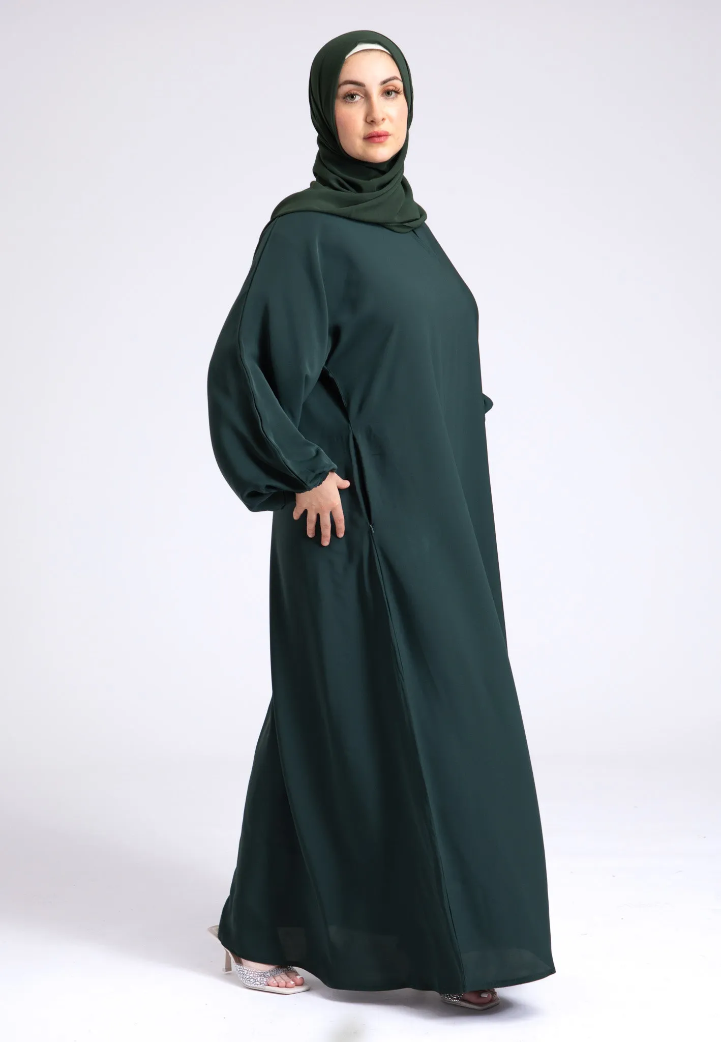 Petrol Green Closed Abaya with Zip Pockets & Cuff Sleeves