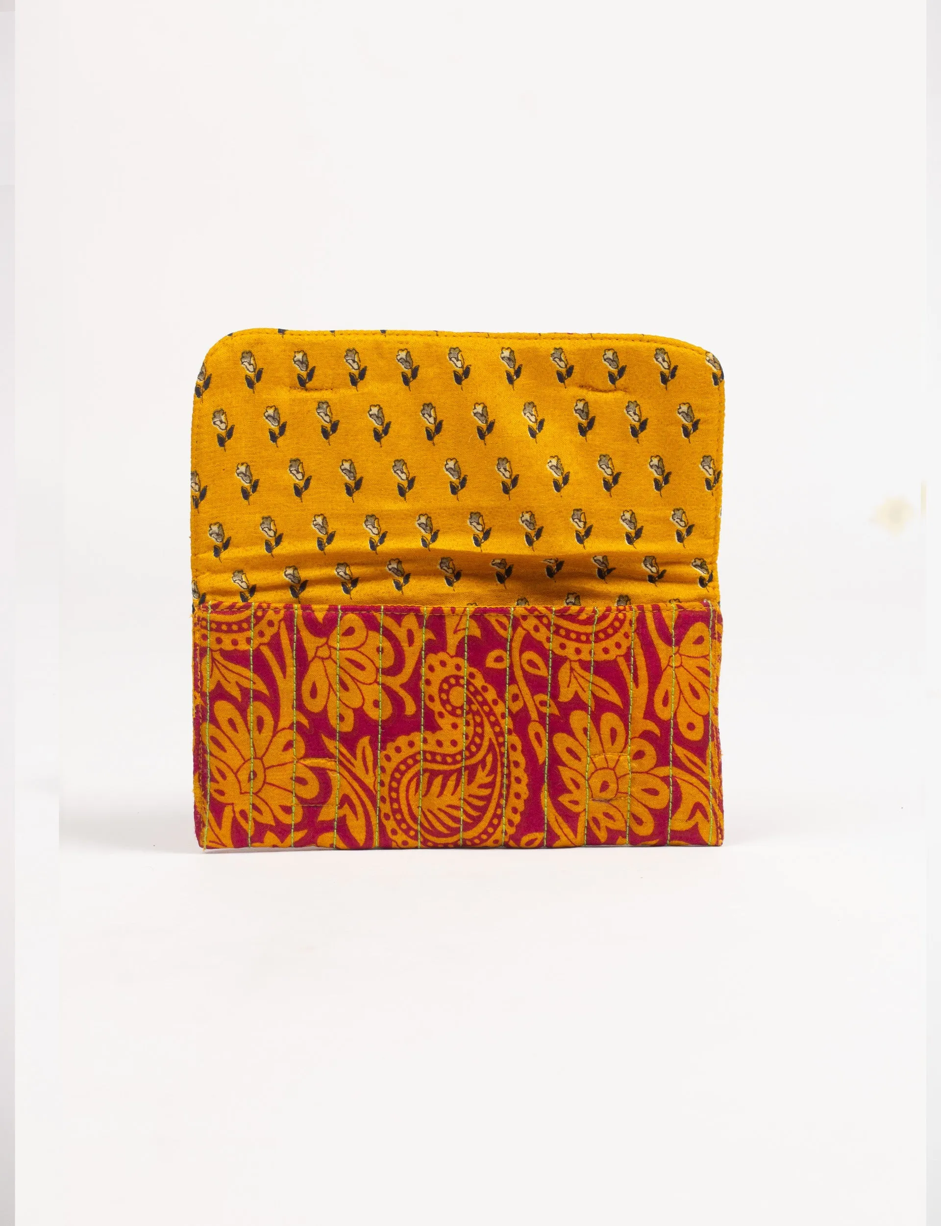 QUILTED SUNGLASSES CASE