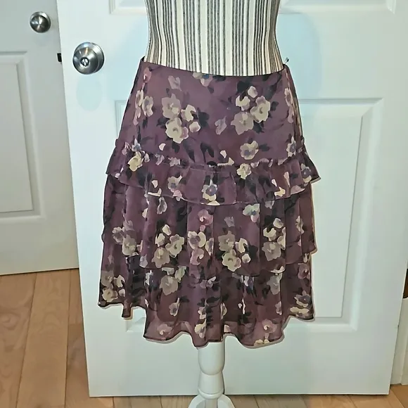 Ralph Lauren Floral Crinkle Georgette  mini skirt Purple Size 6P