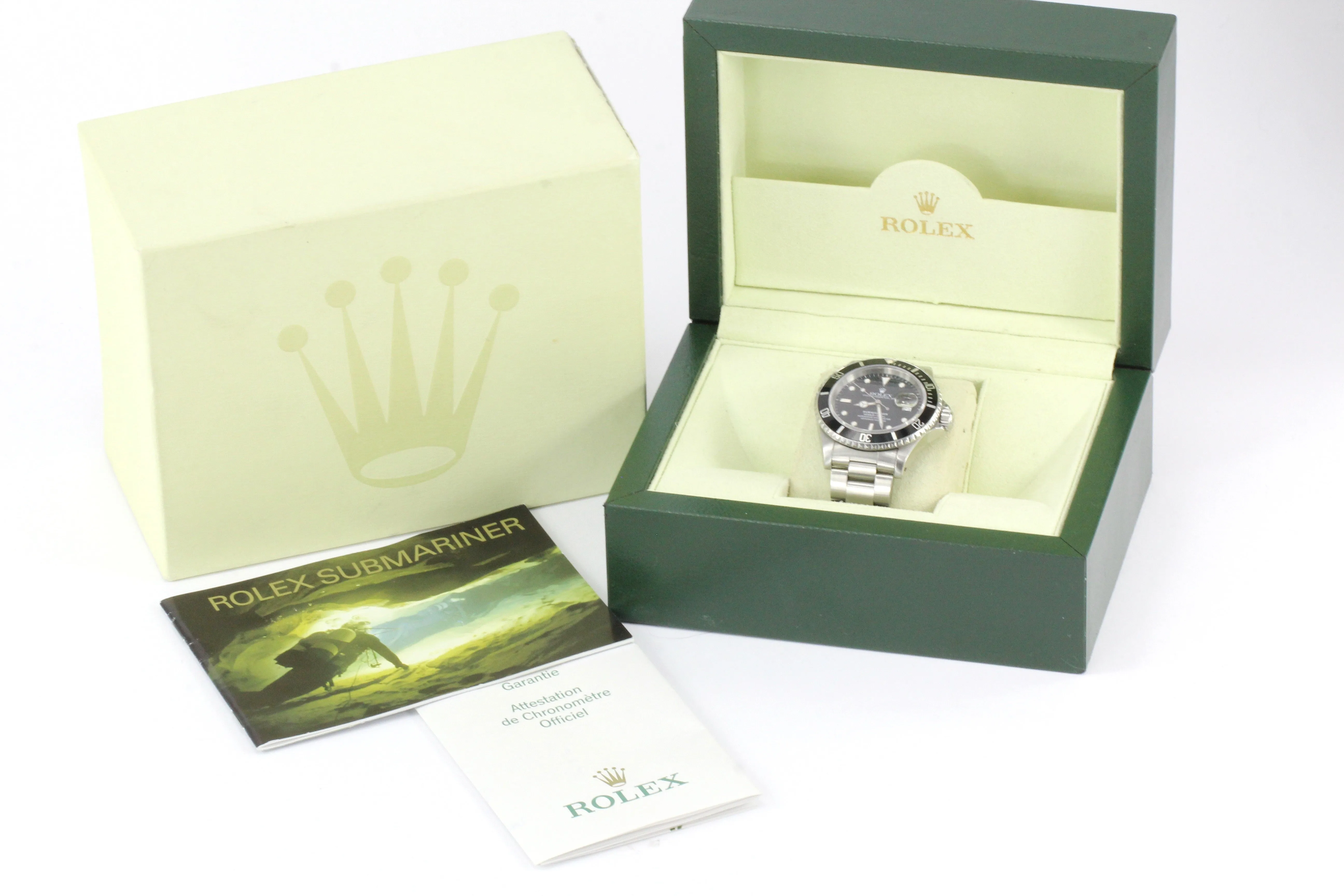 Rolex Submariner Stainless Steel Model 16610 Circa 2005
