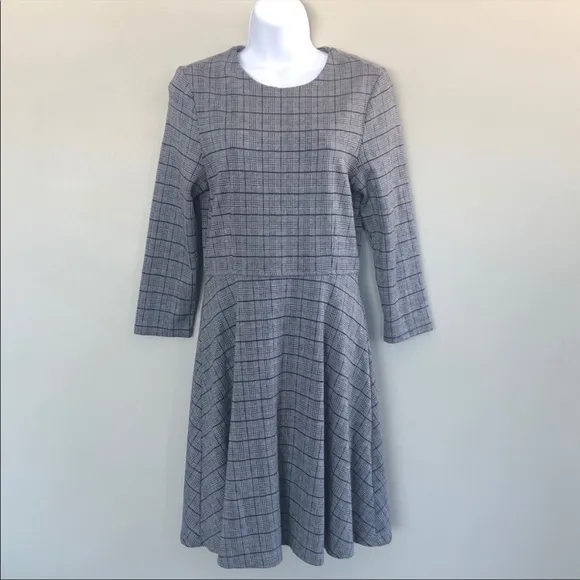Sabie Plaid Aline Dress in Charcoal Plaid NWOT
