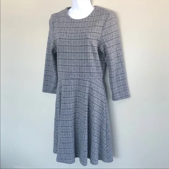 Sabie Plaid Aline Dress in Charcoal Plaid NWOT