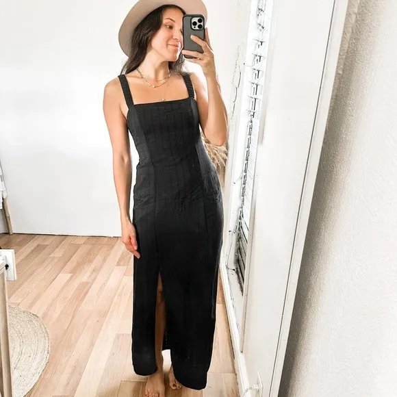 Sadie &amp; Sage Black Keyhole Back Dress Size Medium Black