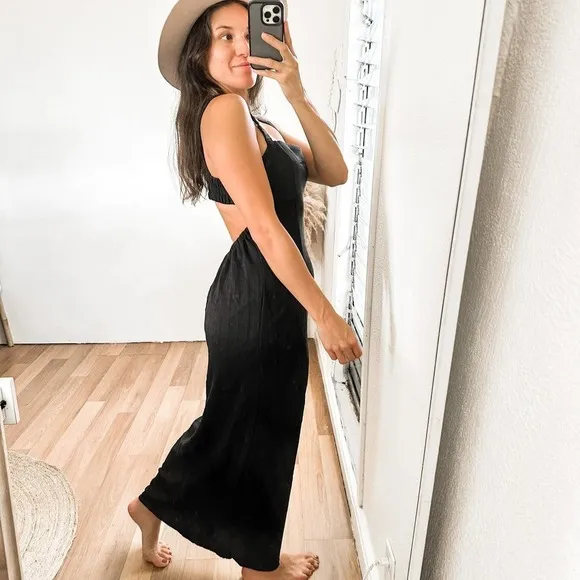 Sadie &amp; Sage Black Keyhole Back Dress Size Medium Black