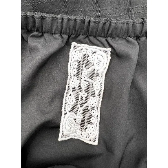 Sadie &amp; Sage Black Keyhole Back Dress Size Medium Black