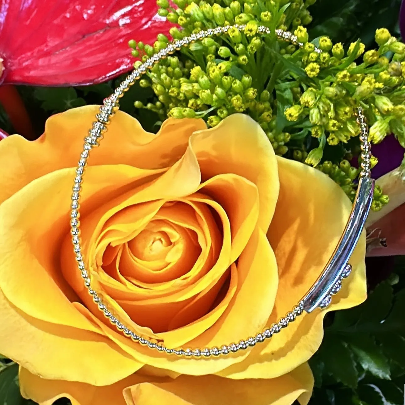 Simon G Diamond 18K Yellow Gold Bangle Bracelet LB2443-Y