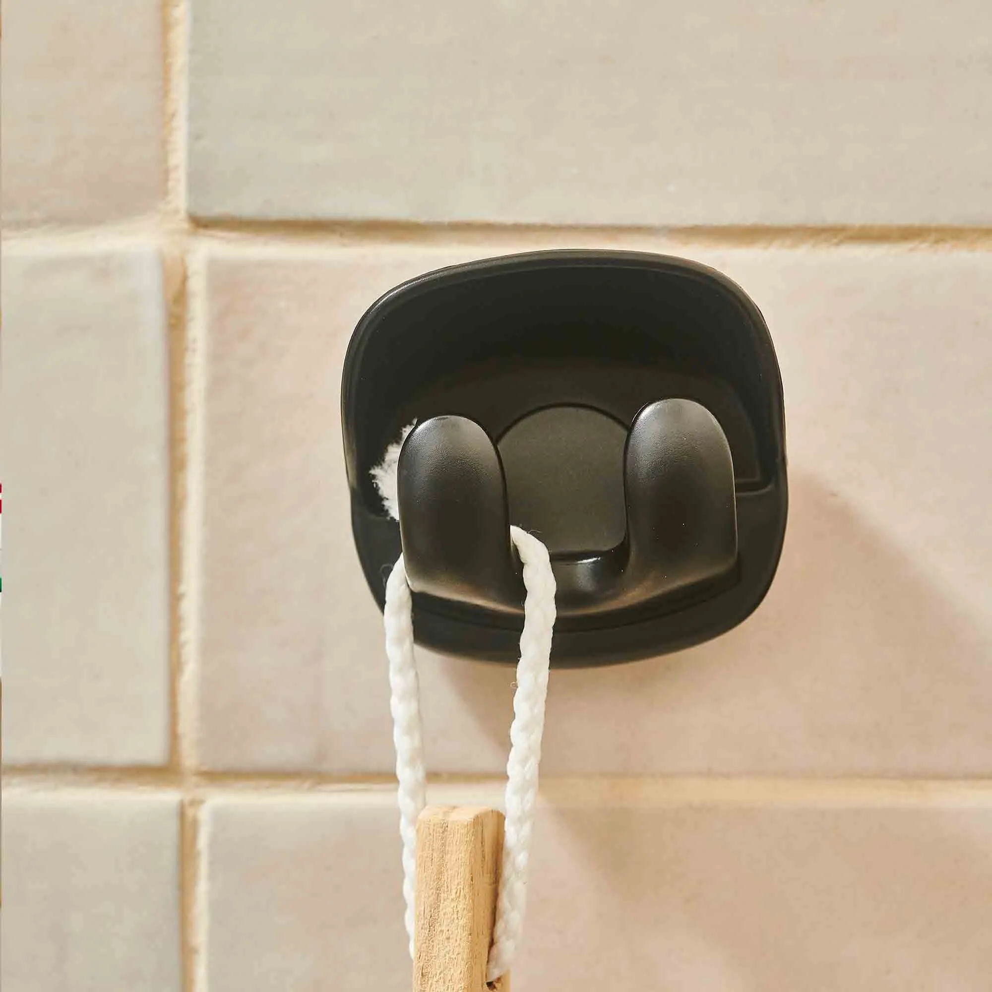 Small Suction Wall Hook
