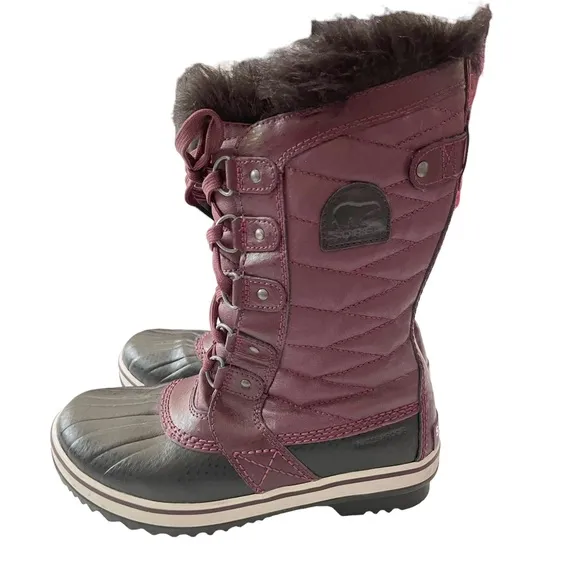 Sorel Tofino Epic Plum Waterproof Faux Fur Boot Size 4