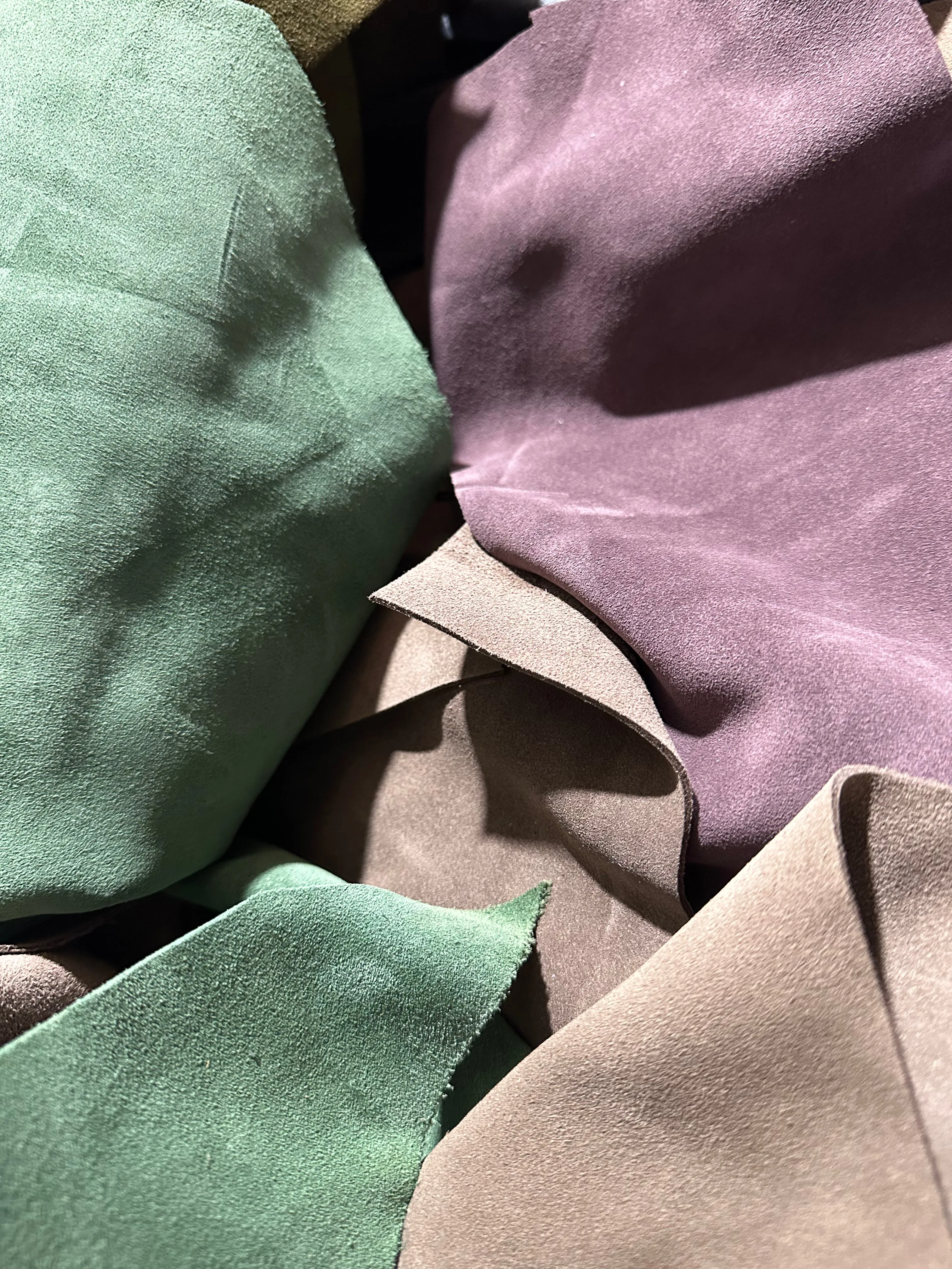 Suede leather Scraps