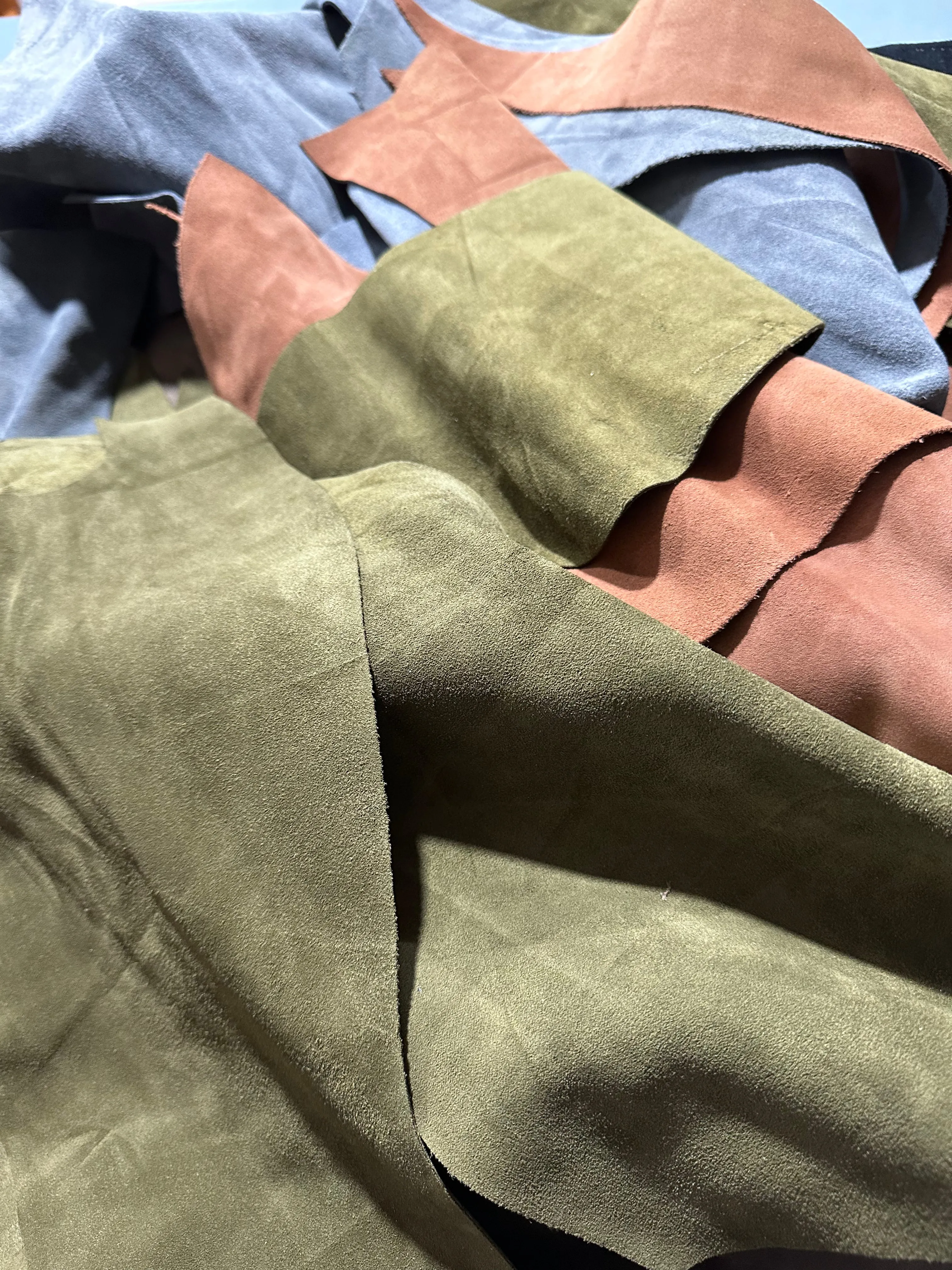 Suede leather Scraps