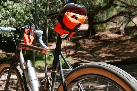 Tool Saddle Roll