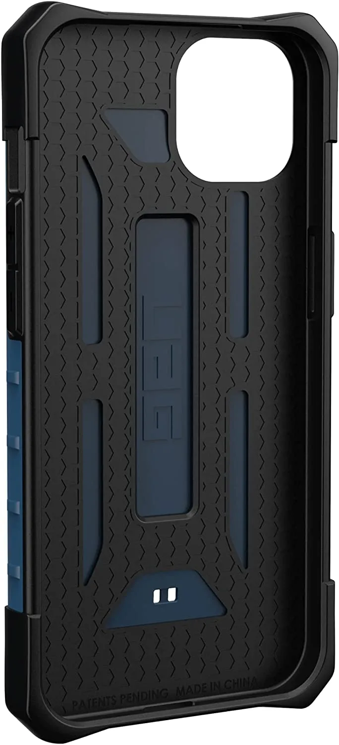 UAG - iPhone 13 Pathfinder Case