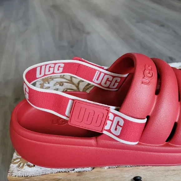 UGG Kids Sport Yeah Slide Sandal