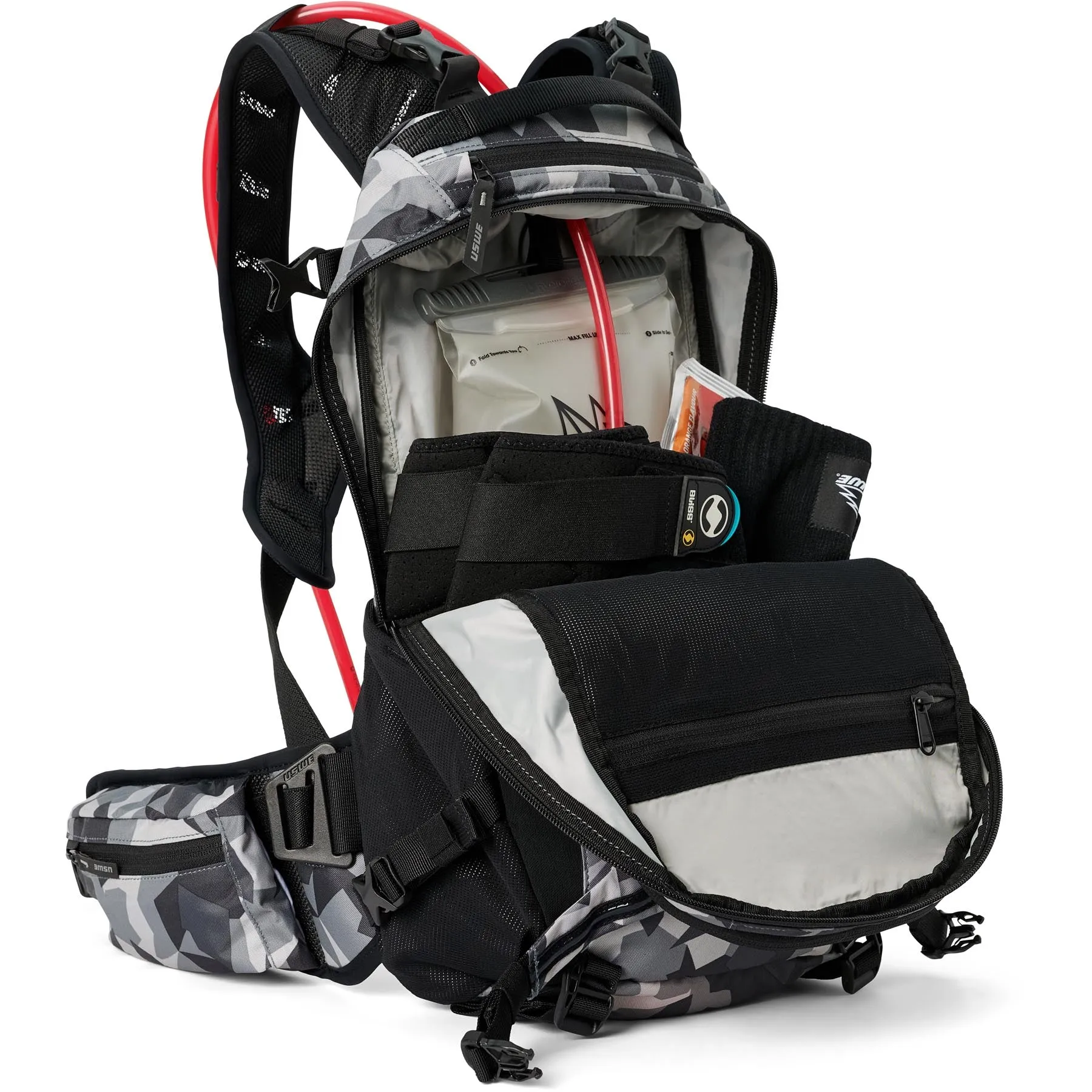 USWE Shred 16L Hydration Compatible MTB Daypack - Camo