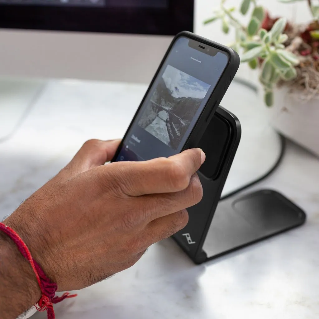 Wireless Charging Stand - Peak Design
